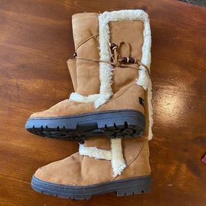 Uggs Chestnut brown classic boots